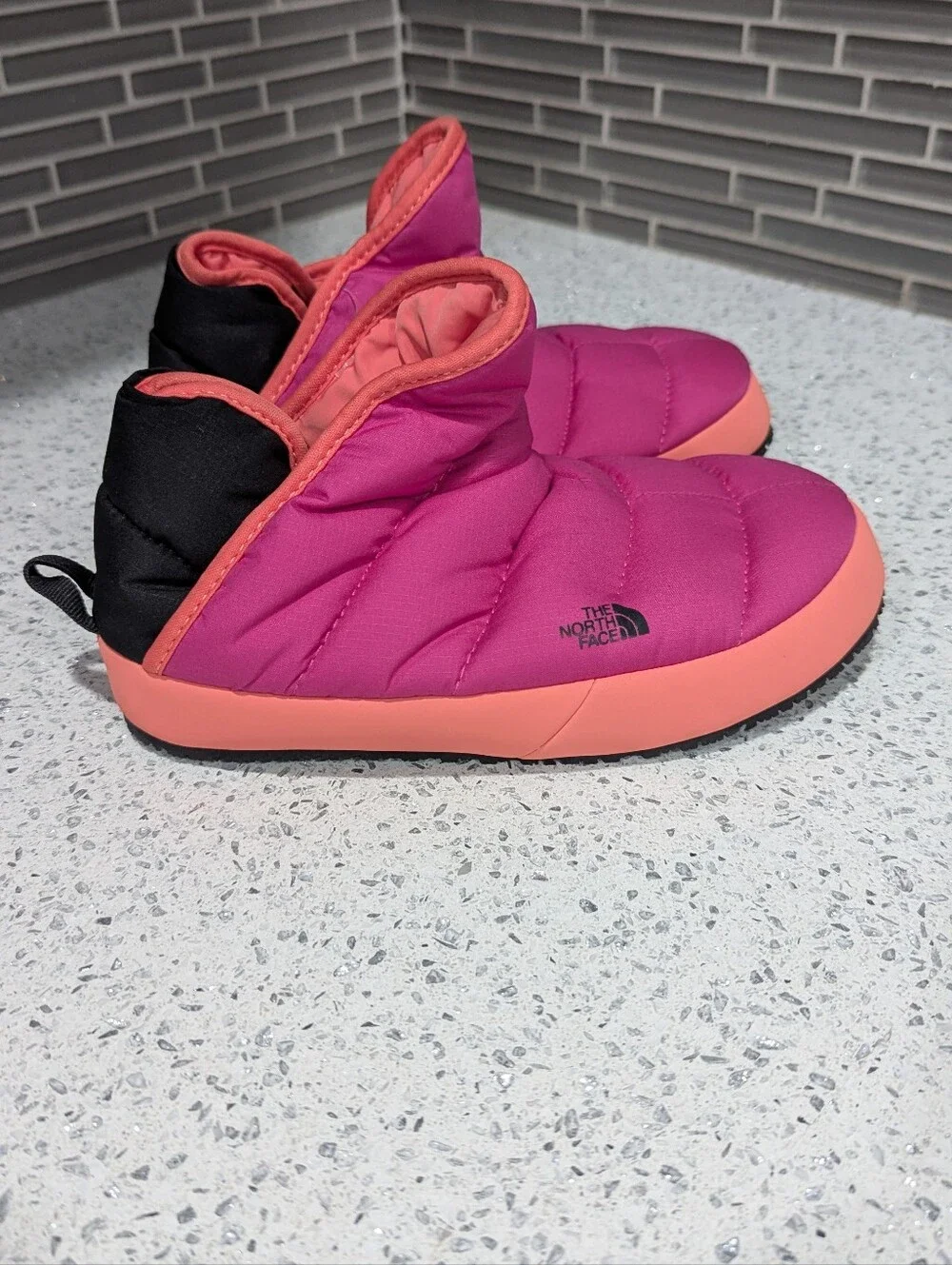 The North Face New Kids Thermoball Thermo Be All Slipper Pink Orange Puffer 2